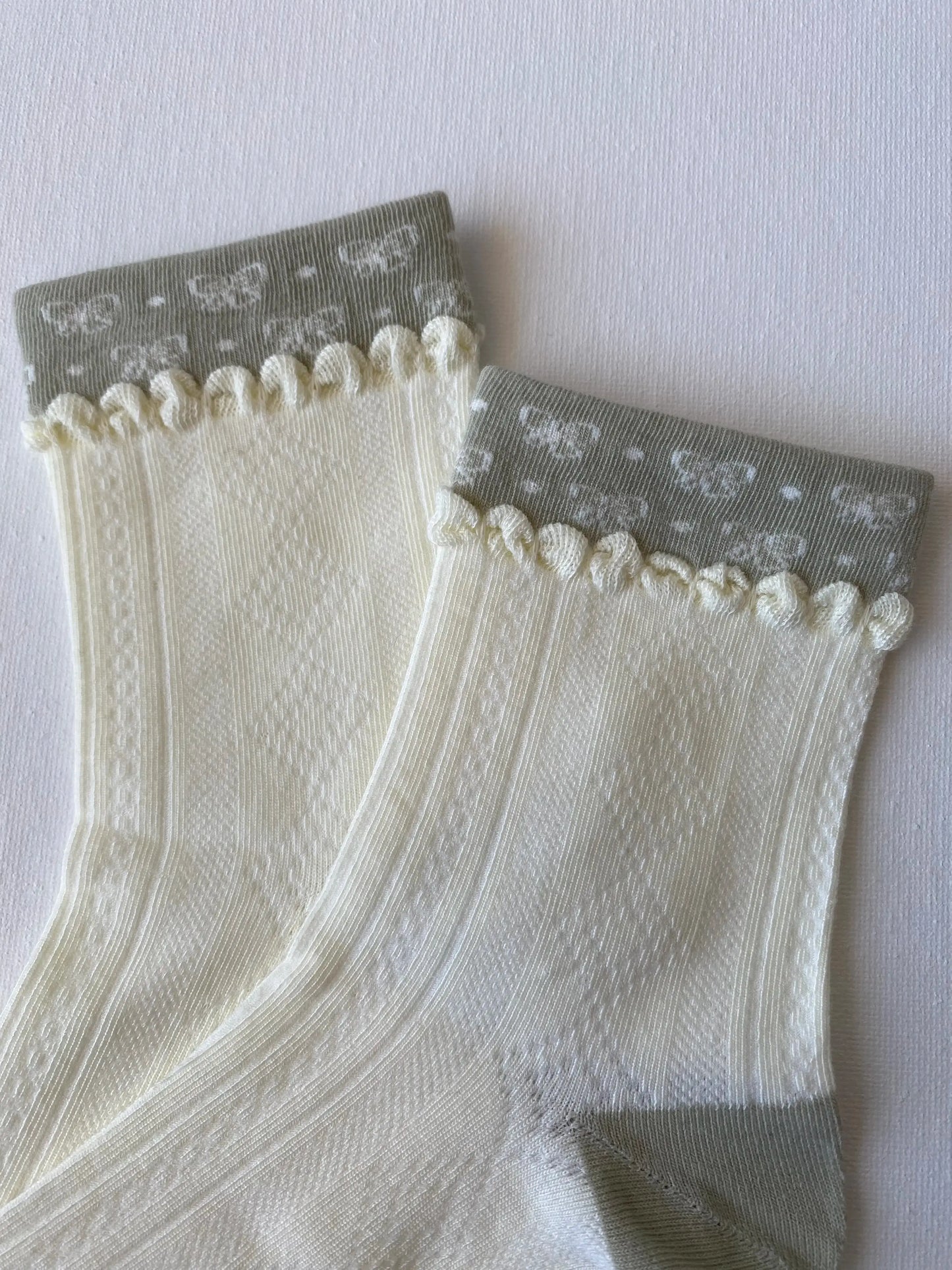 Bunny Floral Lace Crew Sock